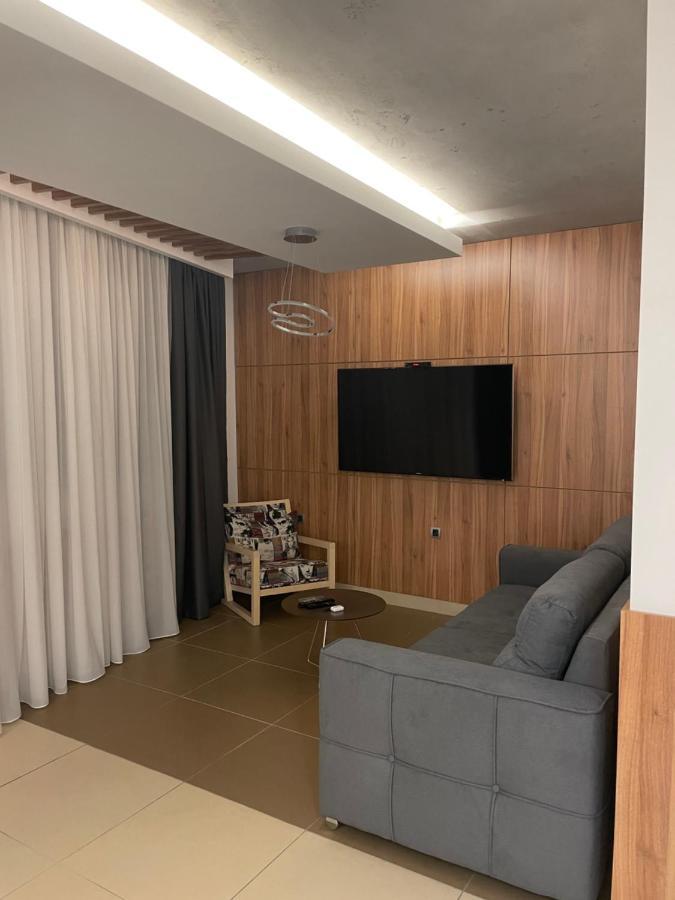 Leo Lux 1 Apartamento Ni Exterior foto