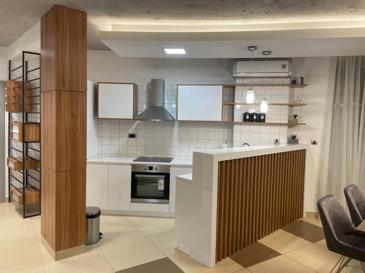 Leo Lux 1 Apartamento Ni Exterior foto